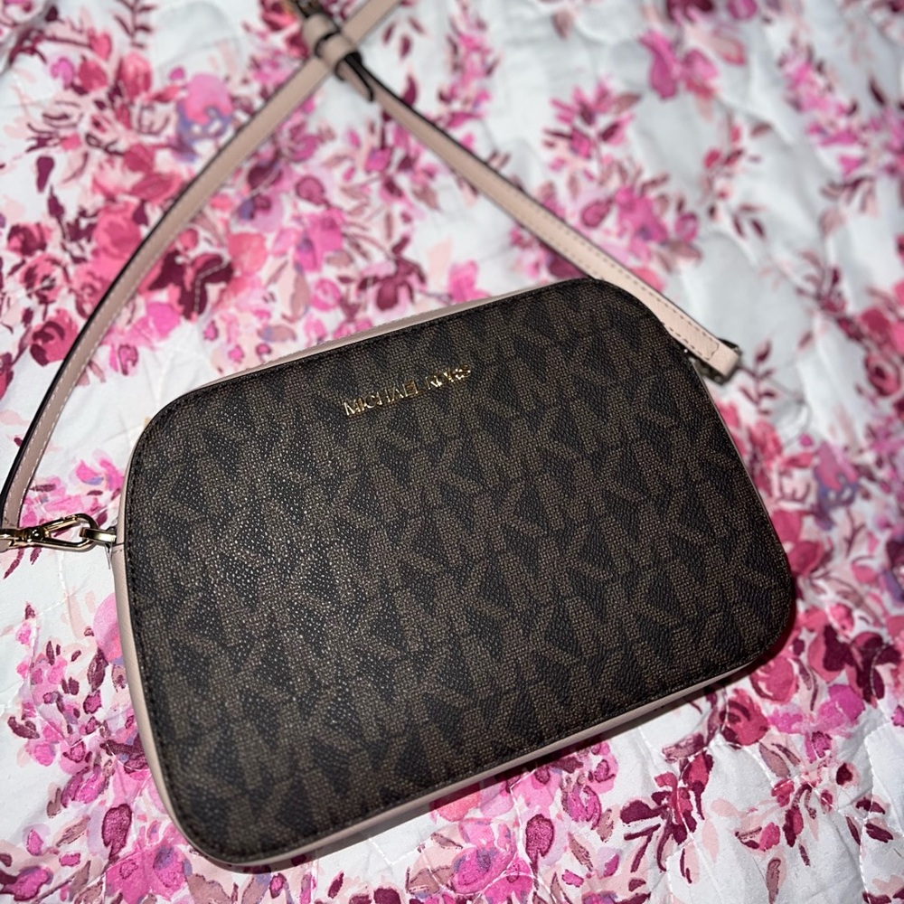 NEW Michael Kors Jet Set Crossbody- Blush